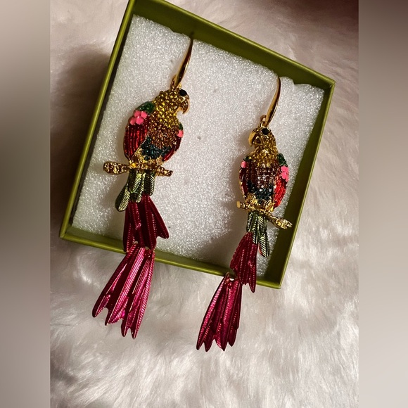 Betsy Johnson Shifting Parrot Embezzled Rhinestones Earrings - Picture 11 of 14